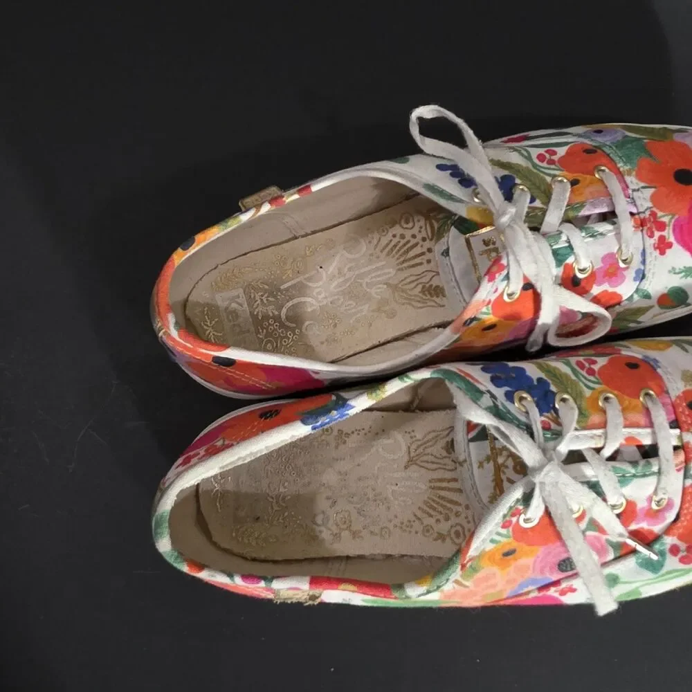 Keds Womens Floral Canvas Sneakers sz 8.5